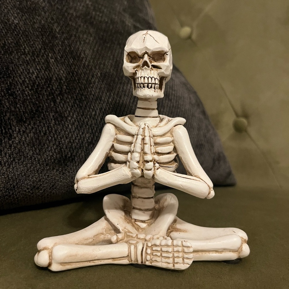 Yoga Skeleton Decor